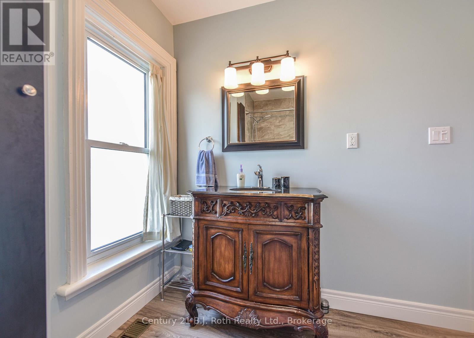 33 Sussex Street S, Kawartha Lakes, Ontario  K9V 3E7 - Photo 40 - X13447950