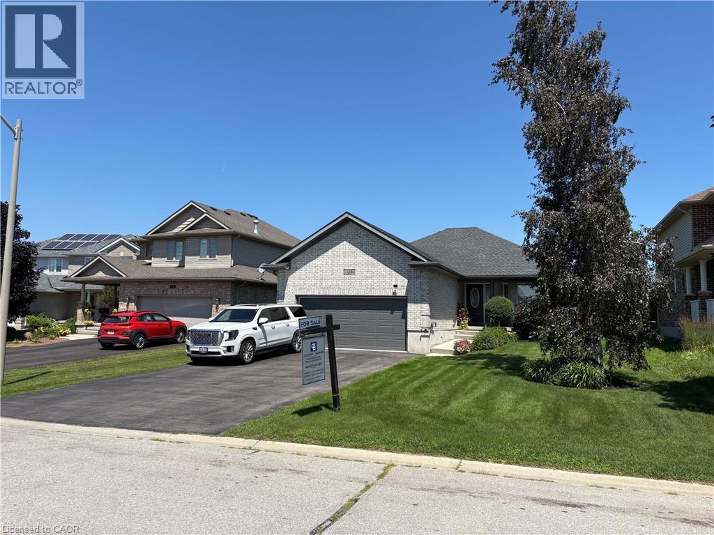 32 Applewood Street, Plattsville, Ontario  N0J 1S0 - Photo 2 - 40840041