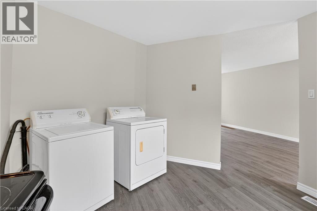 60 Elmsdale Drive Unit# 66, Kitchener, Ontario  N2E 2G4 - Photo 14 - 40839532