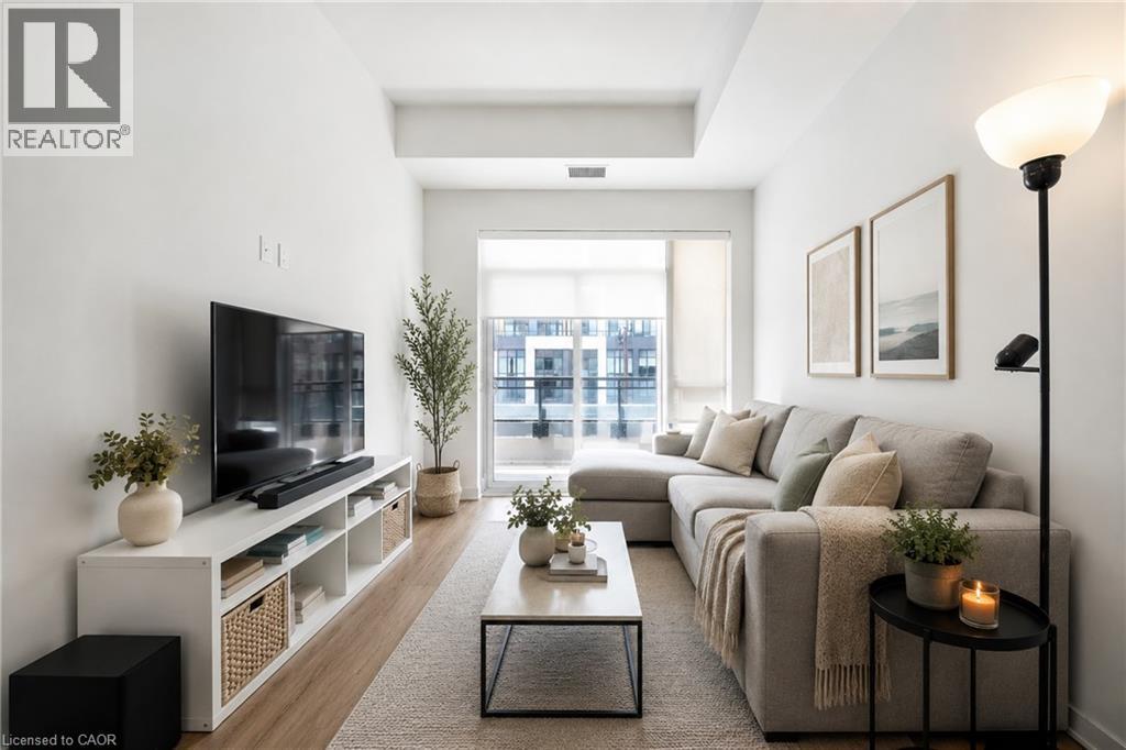 395 Dundas Street W Unit# 221, Oakville, Ontario  L6M 4M2 - Photo 4 - 40840084