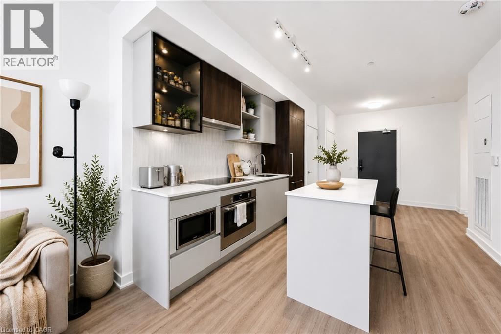 395 Dundas Street W Unit# 221, Oakville, Ontario  L6M 4M2 - Photo 5 - 40840084