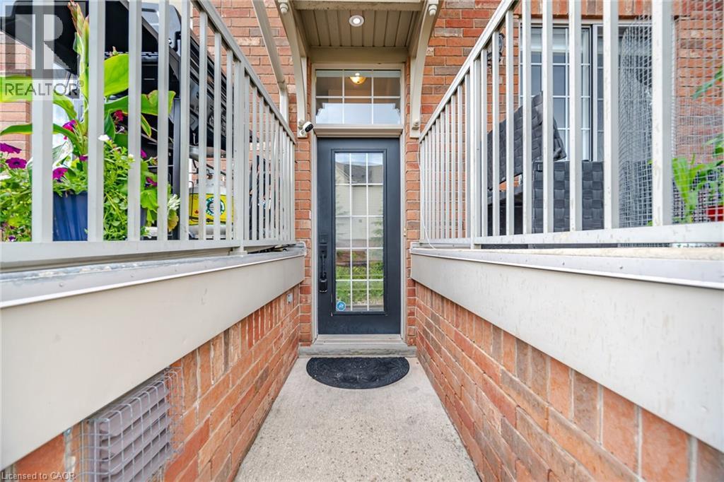 5035 Bidwell Common, Burlington, Ontario  L7L 0A4 - Photo 3 - 40839757