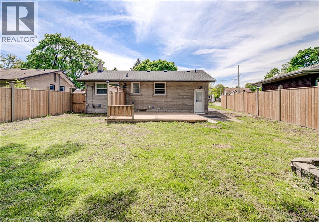 152 Clark Avenue, Kitchener, Ontario  N2C 1Y5 - Photo 38 - 40839709