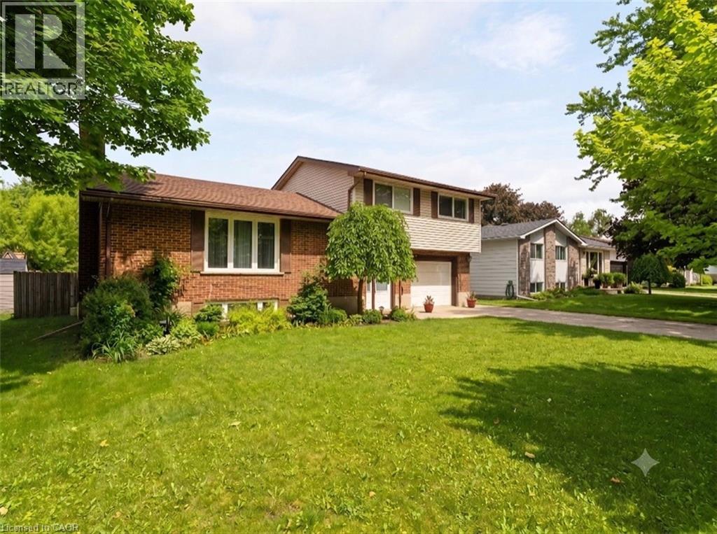 218 Arris Crescent, Mitchell, Ontario  N0K 1N0 - Photo 40 - 40840031