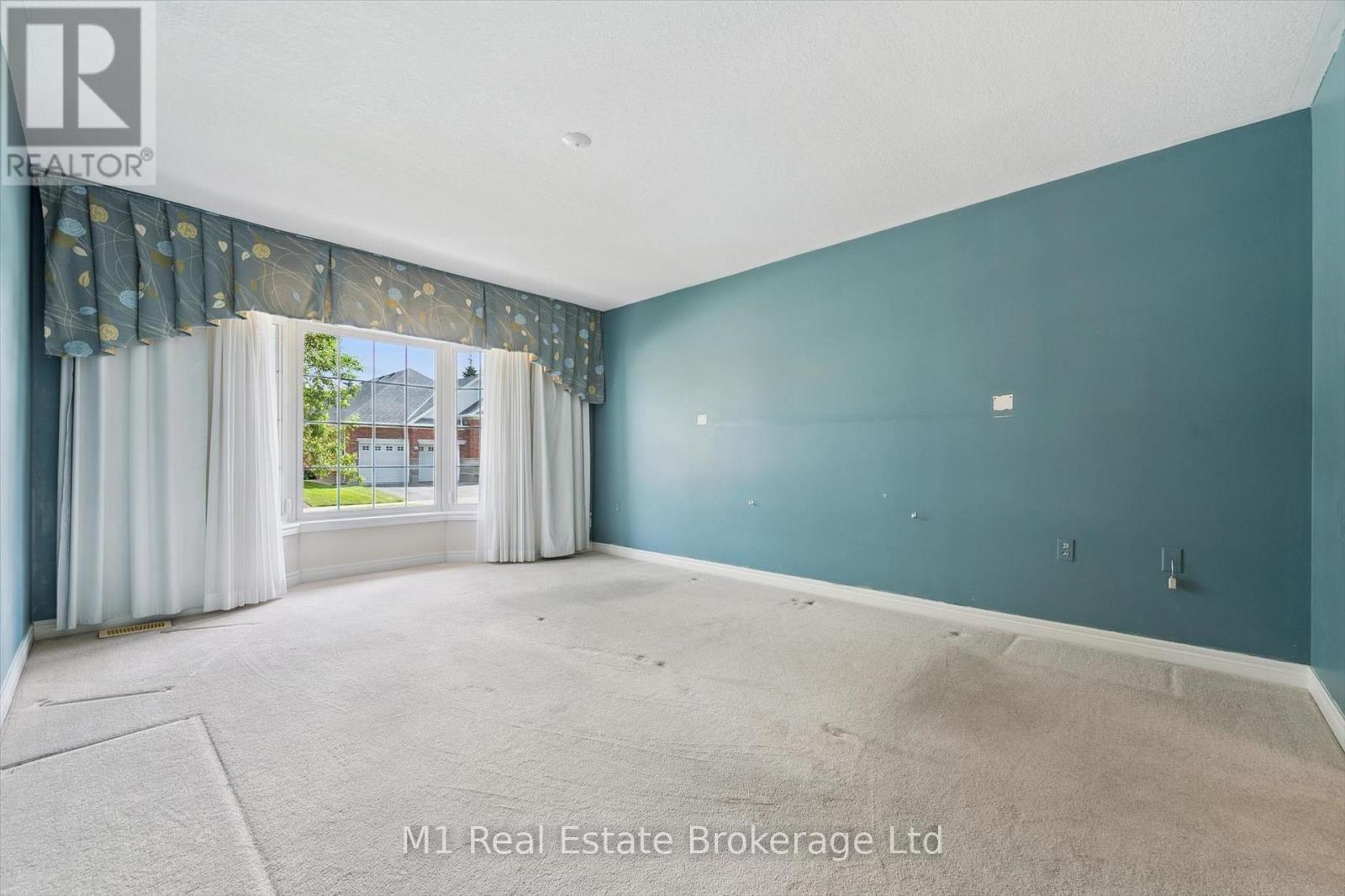 55 Honeysuckle Drive, Guelph, Ontario  N1G 4X7 - Photo 12 - X13449232
