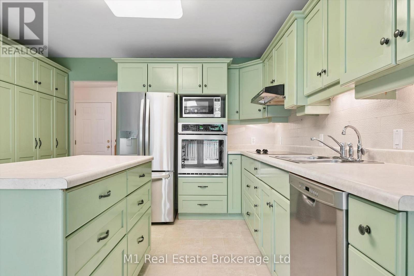 55 Honeysuckle Drive, Guelph, Ontario  N1G 4X7 - Photo 30 - X13449232