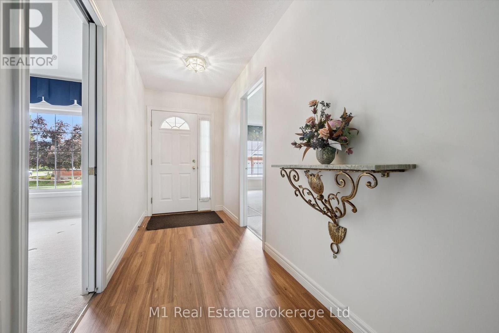 55 Honeysuckle Drive, Guelph, Ontario  N1G 4X7 - Photo 7 - X13449232