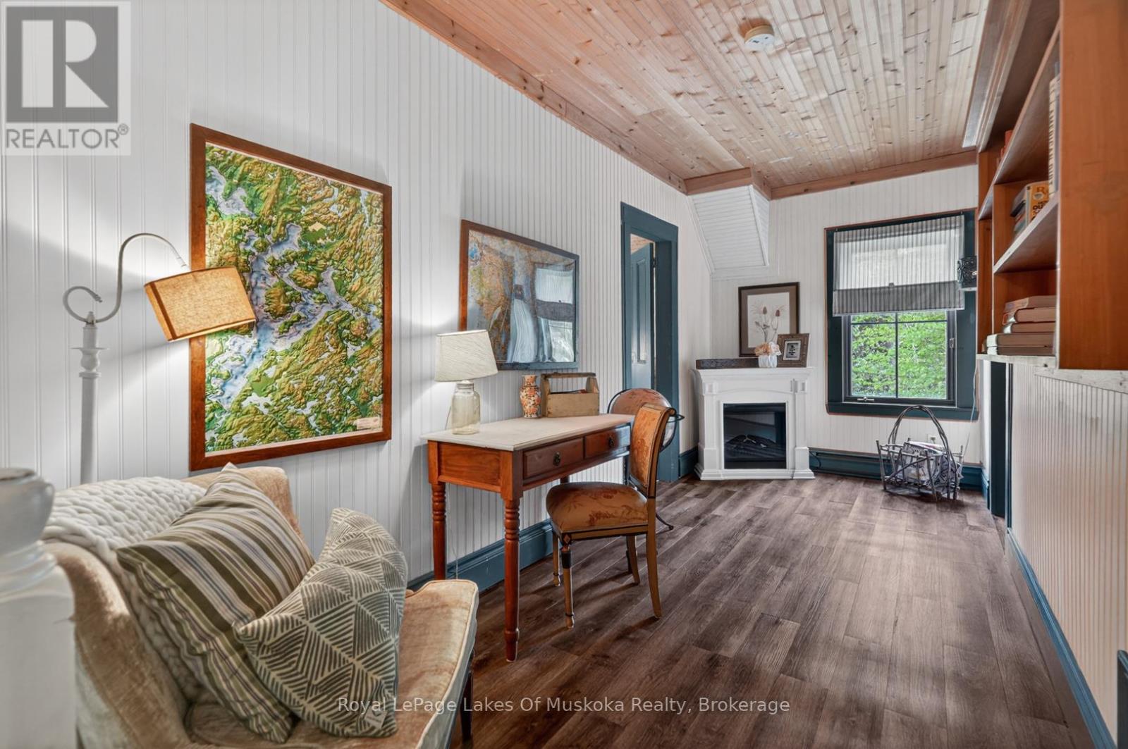 4 Spruce Street E, Lake Of Bays, Ontario  P0B 1A0 - Photo 16 - X13449238