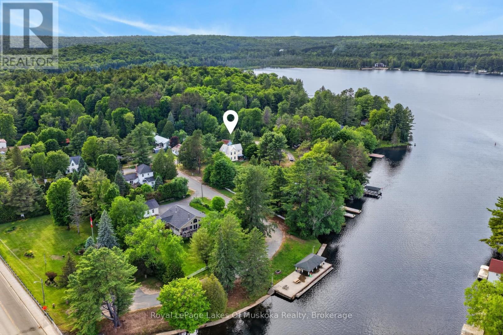 4 Spruce Street E, Lake Of Bays, Ontario  P0B 1A0 - Photo 2 - X13449238