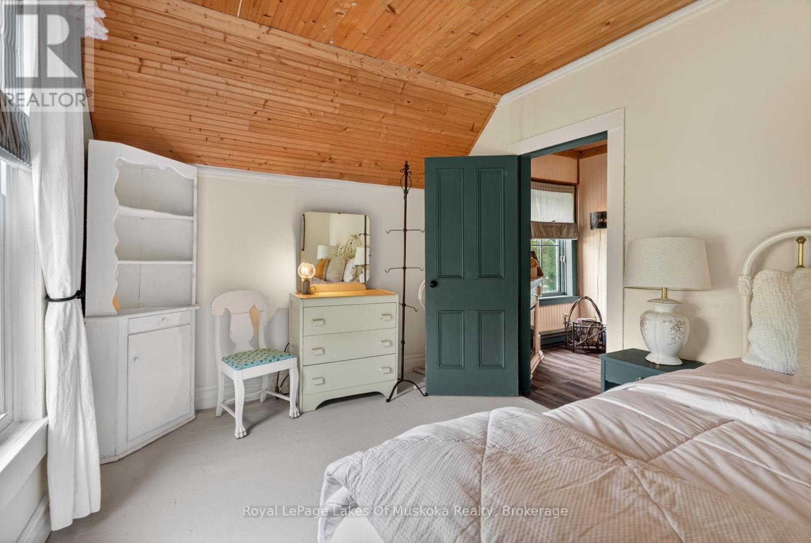 4 Spruce Street E, Lake Of Bays, Ontario  P0B 1A0 - Photo 23 - X13449238