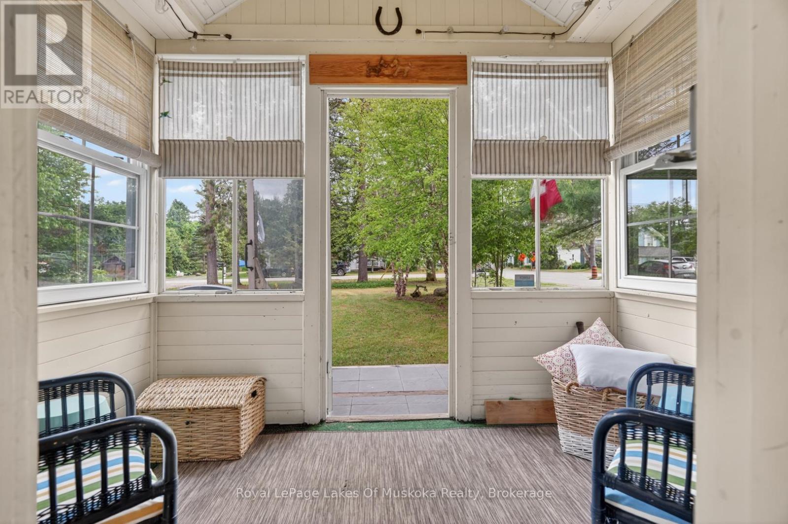 4 Spruce Street E, Lake Of Bays, Ontario  P0B 1A0 - Photo 3 - X13449238