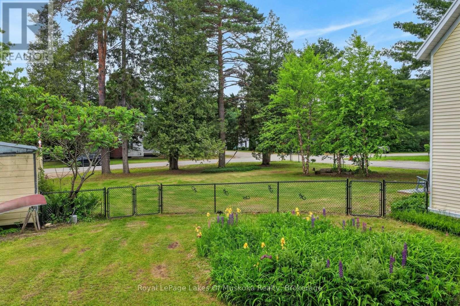 4 Spruce Street E, Lake Of Bays, Ontario  P0B 1A0 - Photo 31 - X13449238