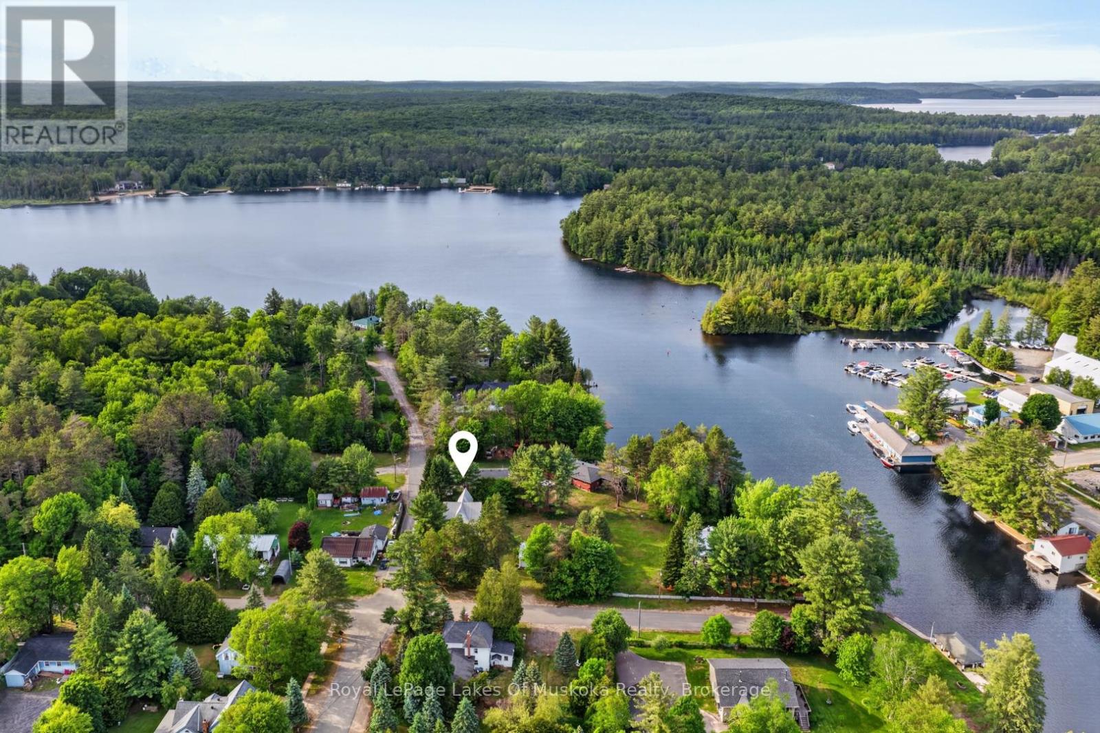 4 Spruce Street E, Lake Of Bays, Ontario  P0B 1A0 - Photo 40 - X13449238