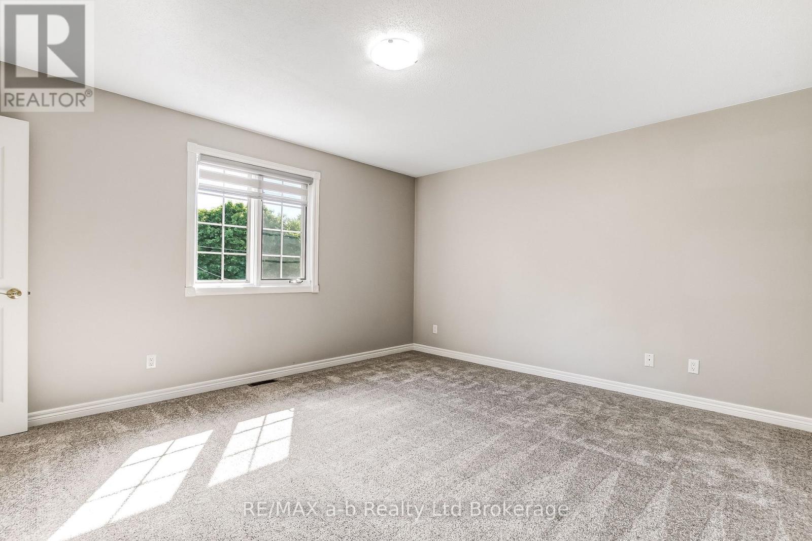 170 East Park Drive, Woodstock, Ontario  N4S 3N2 - Photo 12 - X13449386