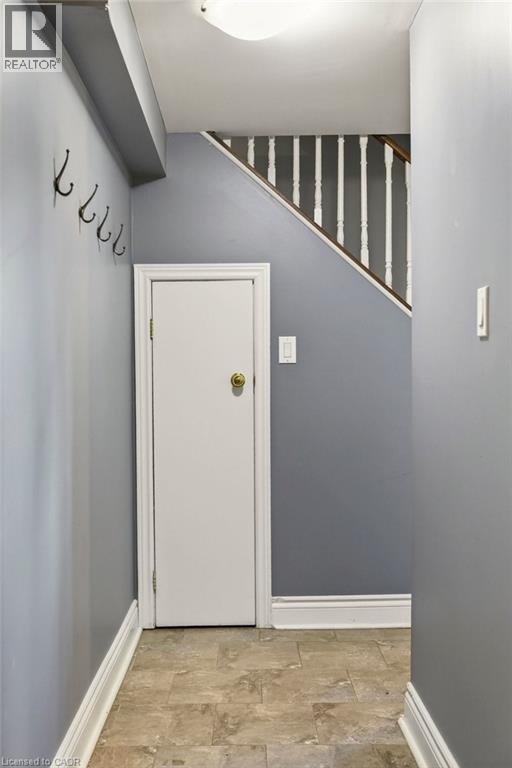 100 Beddoe Drive Unit# 21, Hamilton, Ontario  L8P 4Z2 - Photo 38 - 40839576