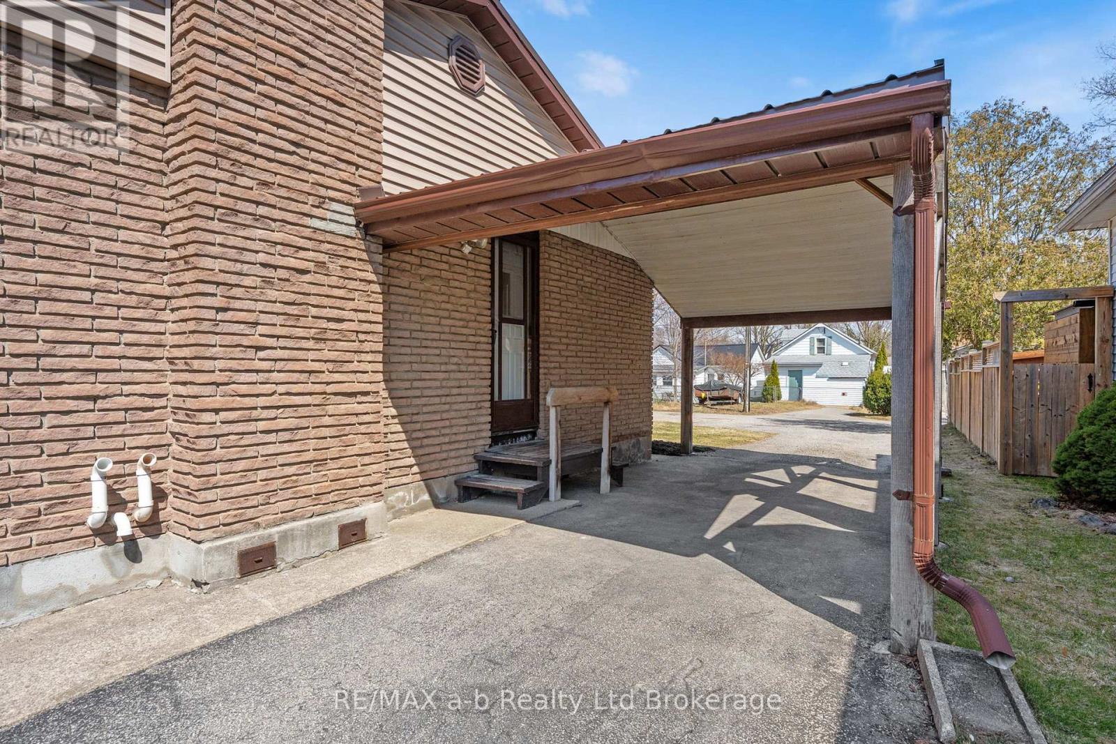 318 Broadway Street, Tillsonburg, Ontario  N4G 3S1 - Photo 25 - X13449804