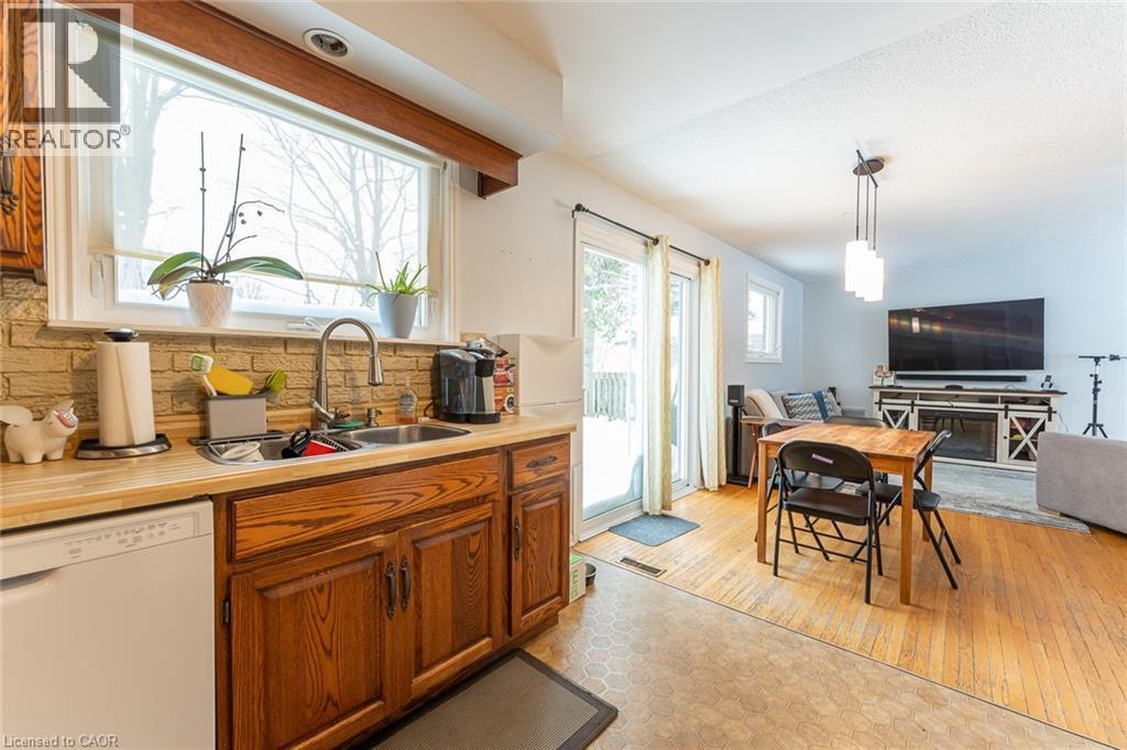 206 6th Avenue E, Owen Sound, Ontario  N4K 2T3 - Photo 11 - 40839825