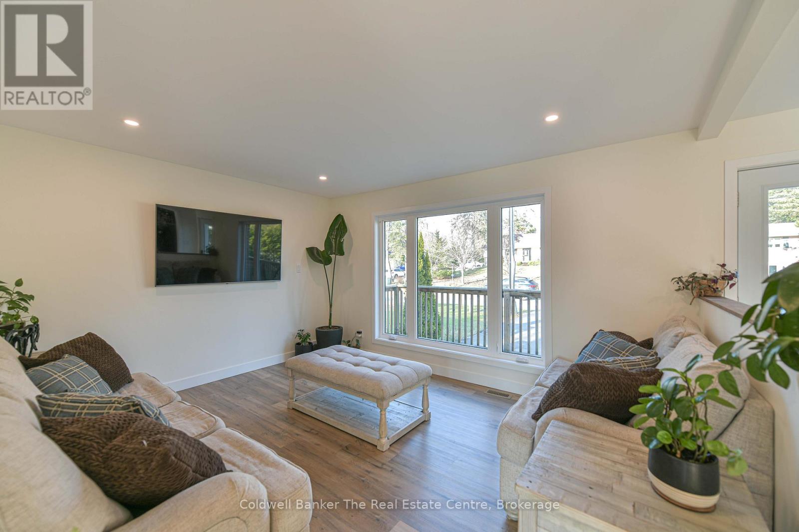 355 Louise Street, Gravenhurst, Ontario  P1P 1E1 - Photo 4 - X13449928