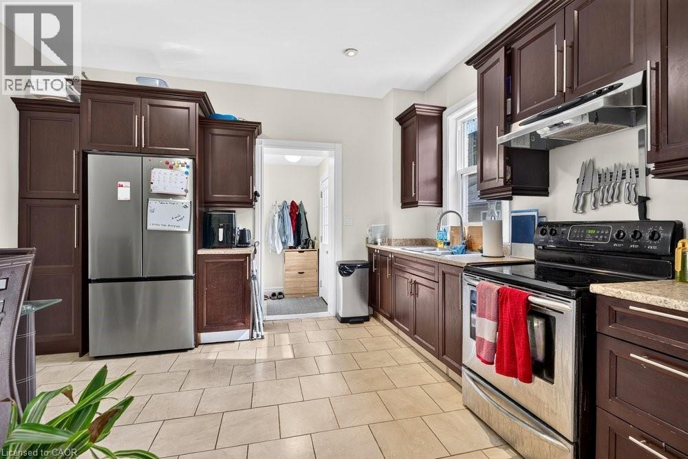 221 Grand River Avenue, Brantford, Ontario  N3T 4Y3 - Photo 10 - 40836866
