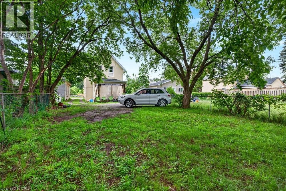 221 Grand River Avenue, Brantford, Ontario  N3T 4Y3 - Photo 39 - 40836866