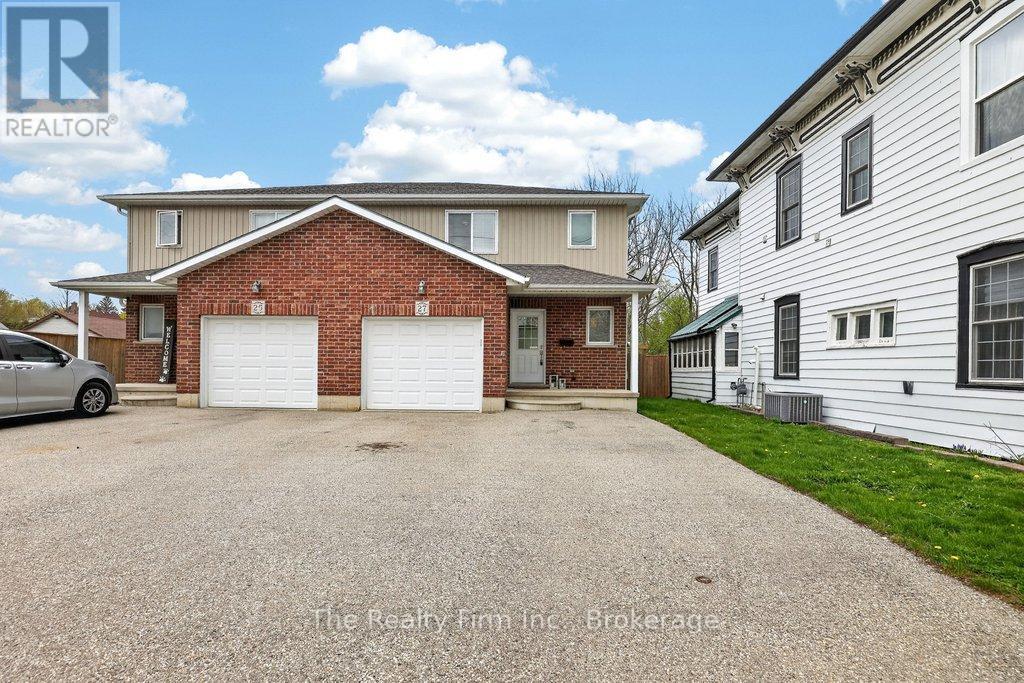 27 Catherine Street, Ingersoll, Ontario  N5C 1L2 - Photo 3 - X13450440