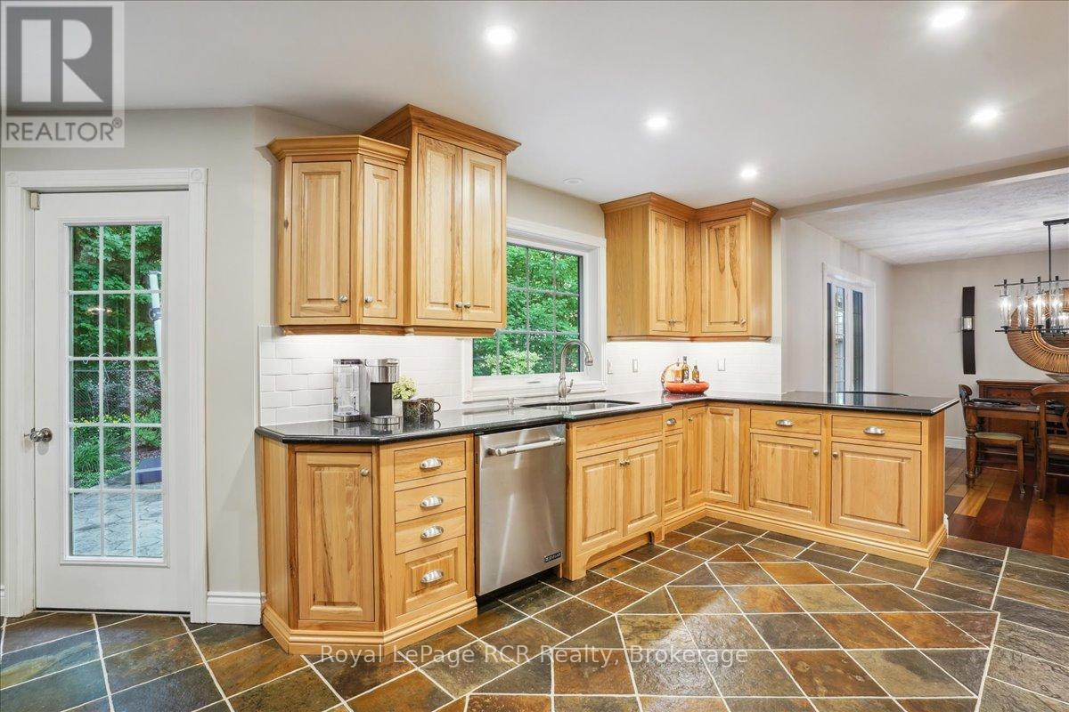 123 Atkins Street, Georgian Bluffs, Ontario  N4K 6V5 - Photo 15 - X13450394
