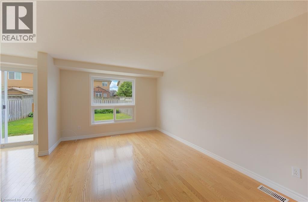 15 Cotton Grass Street, Kitchener, Ontario  N2E 3T7 - Photo 7 - 40839048