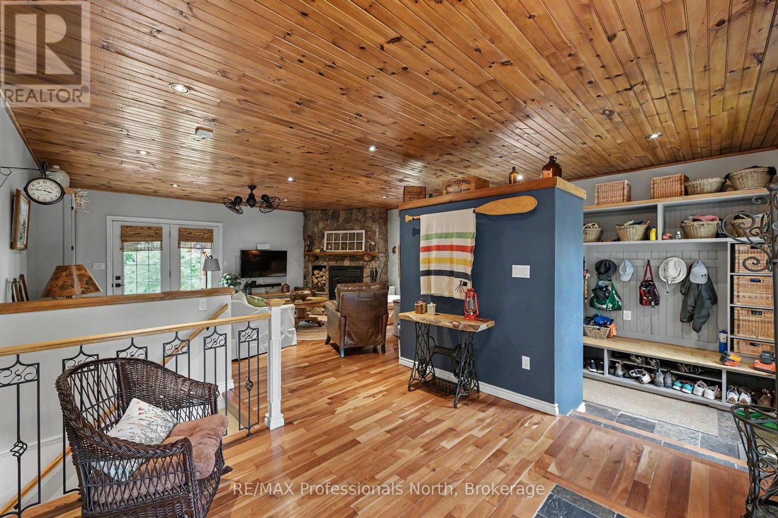 1661 Hospitality Road, Minden Hills, Ontario  K0M 2K0 - Photo 5 - X13450978