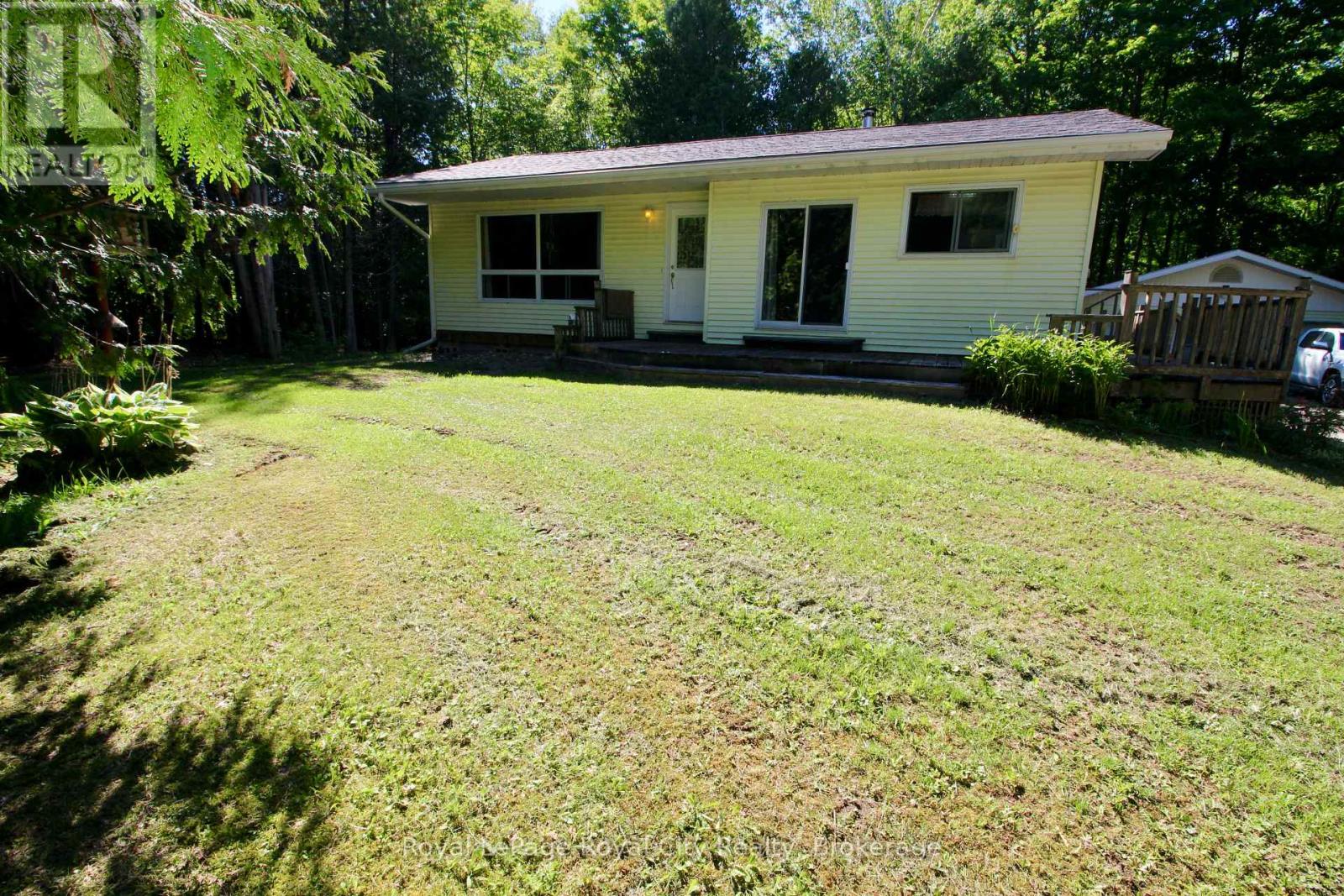 42 Warner Bay Road, Northern Bruce Peninsula, Ontario  N0H 2R0 - Photo 2 - X13450994