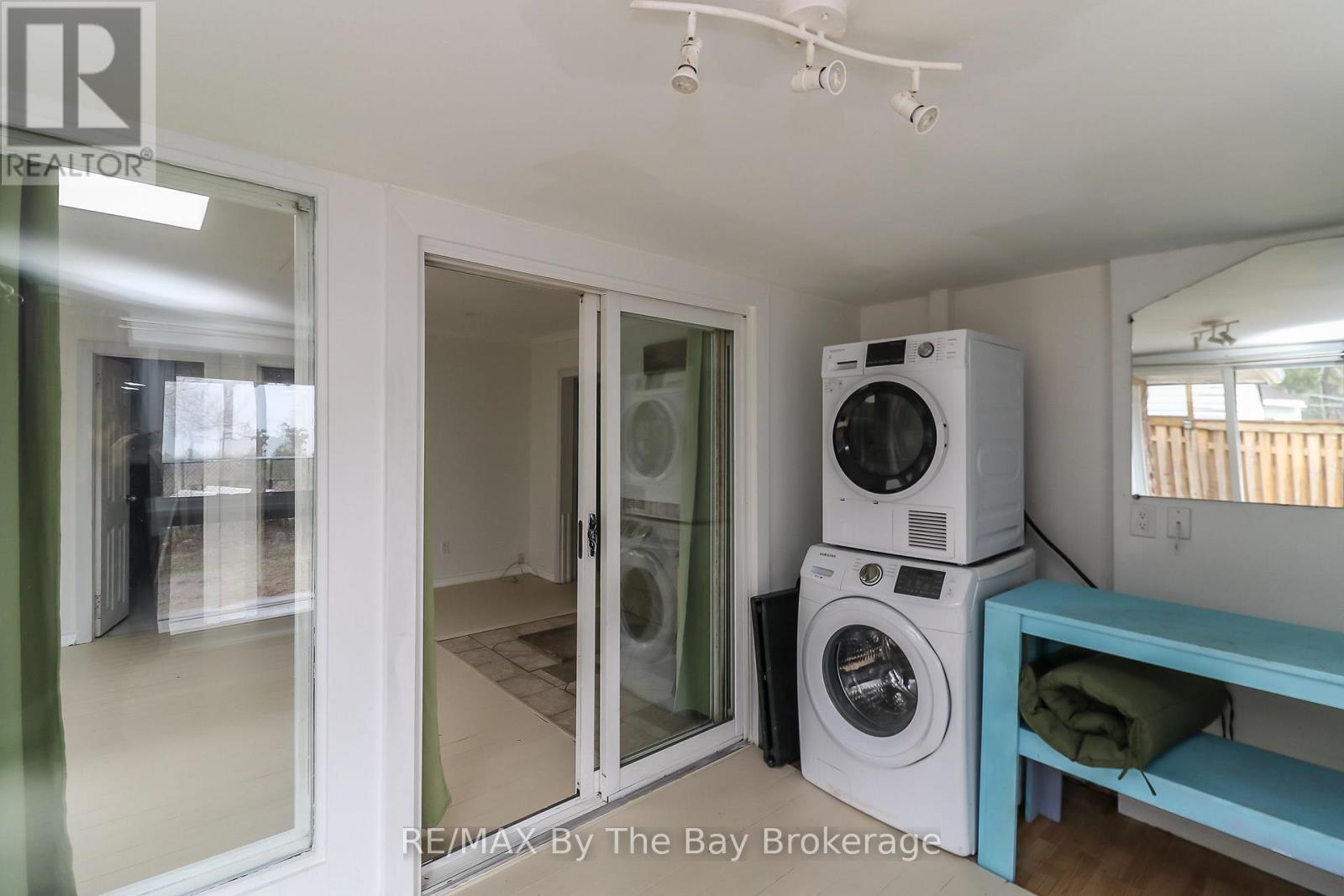 54 Homewood Avenue, Wasaga Beach, Ontario  L9Z 2M2 - Photo 21 - S13451232