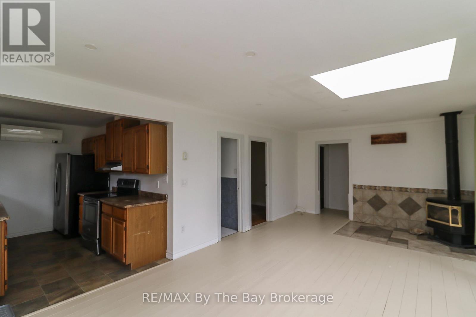 54 Homewood Avenue, Wasaga Beach, Ontario  L9Z 2M2 - Photo 27 - S13451232