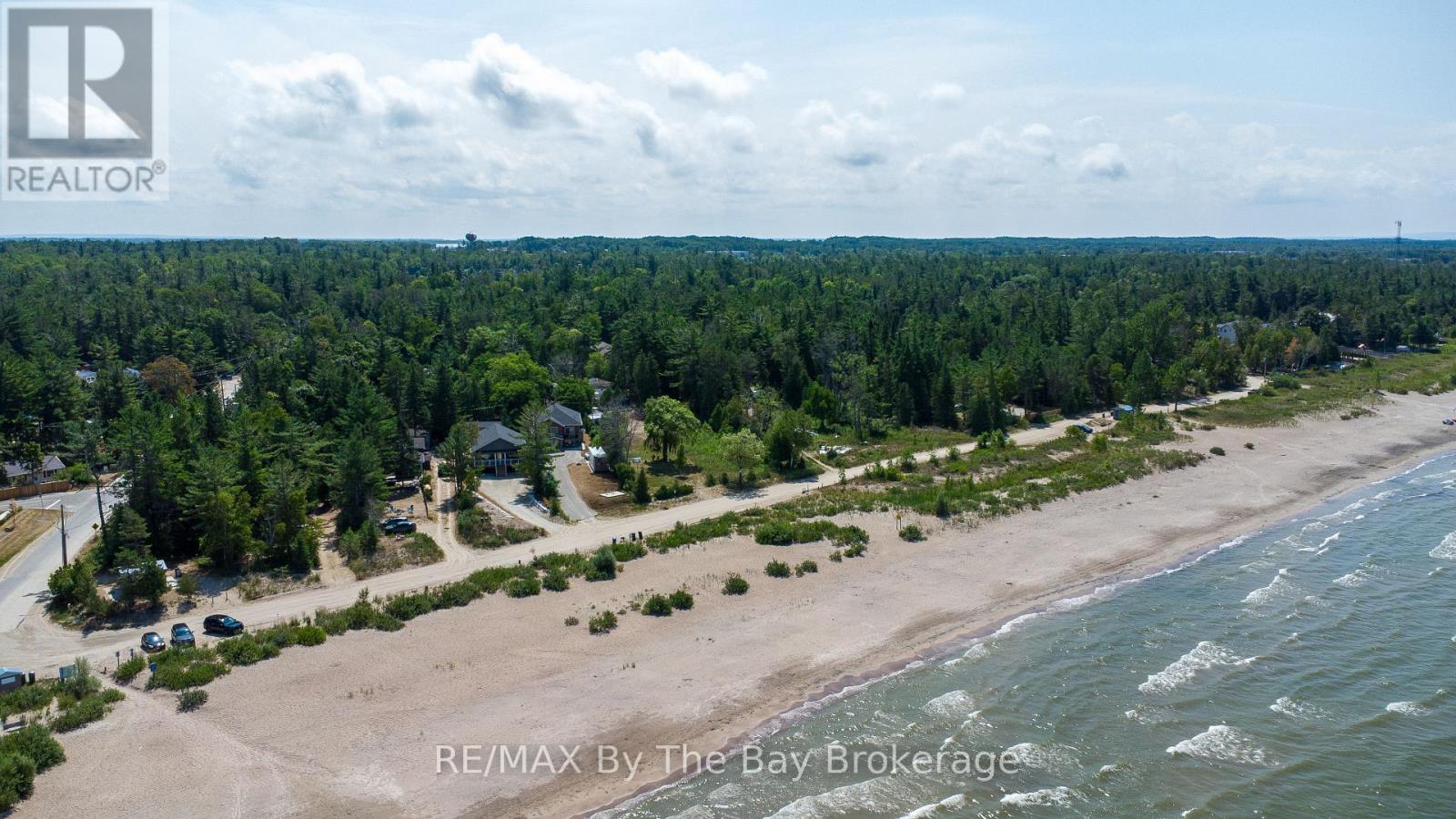 54 Homewood Avenue, Wasaga Beach, Ontario  L9Z 2M2 - Photo 3 - S13451232