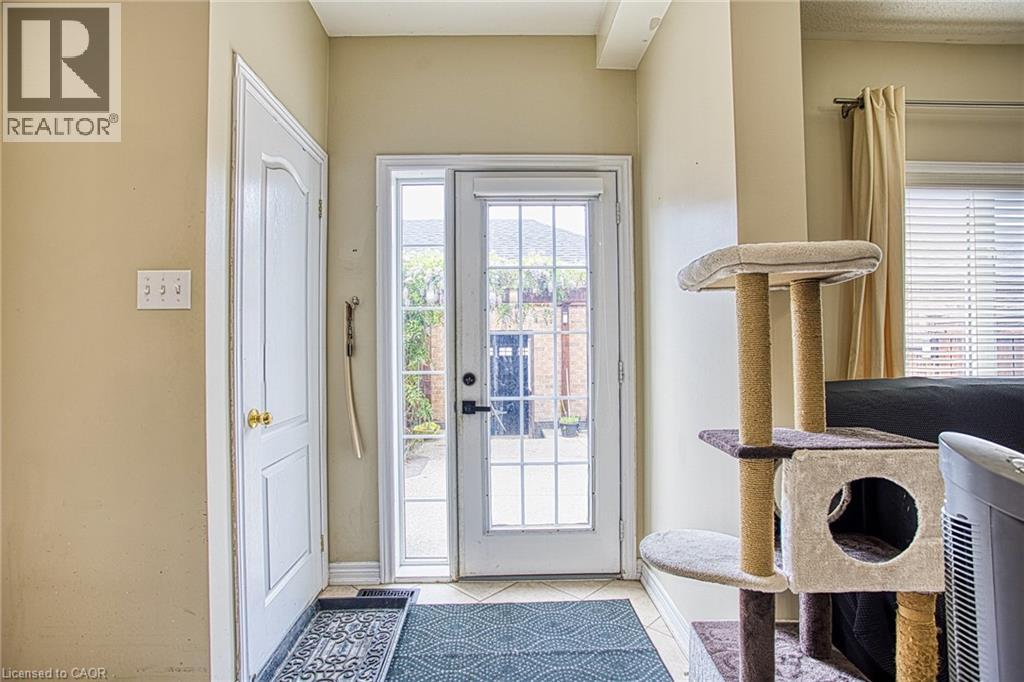 206 Springstead Avenue, Stoney Creek, Ontario  L8E 6E8 - Photo 15 - 40839489