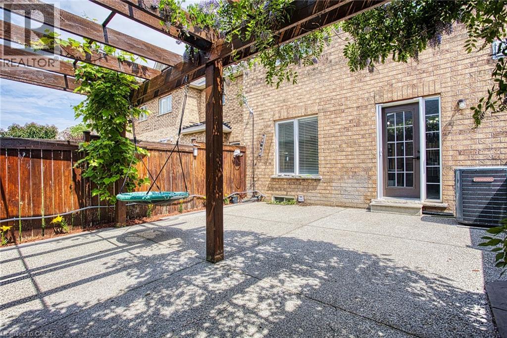 206 Springstead Avenue, Stoney Creek, Ontario  L8E 6E8 - Photo 37 - 40839489