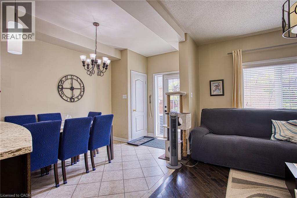 206 Springstead Avenue, Stoney Creek, Ontario  L8E 6E8 - Photo 9 - 40839489