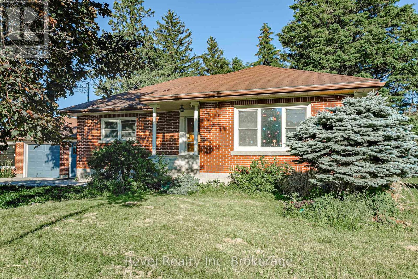 87 Blandford Street, East Zorra-Tavistock, Ontario  N0J 1M0 - Photo 2 - X13451290
