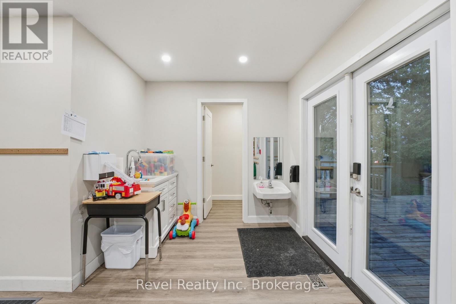 87 Blandford Street, East Zorra-Tavistock, Ontario  N0J 1M0 - Photo 21 - X13451290