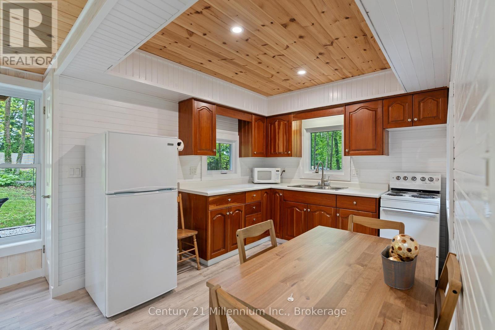 67 Chapel Crescent, South Bruce Peninsula, Ontario  N0H 2T0 - Photo 14 - X13451668