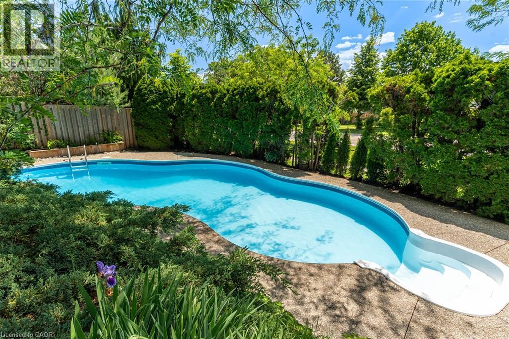 1320 Monmouth Drive, Burlington, Ontario  L7P 3J6 - Photo 42 - 40840143