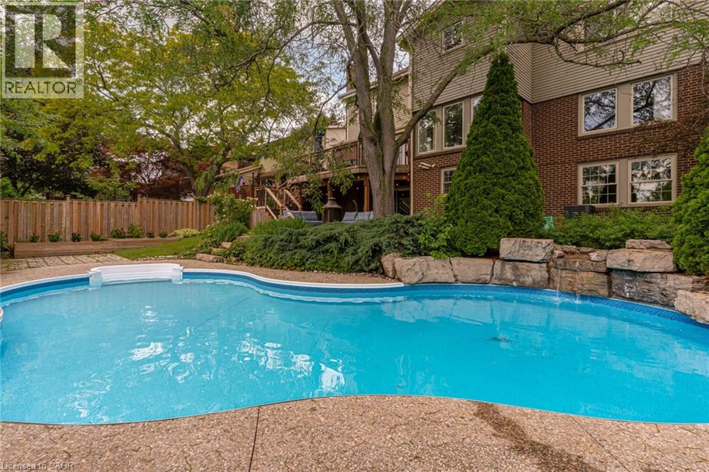 1320 Monmouth Drive, Burlington, Ontario  L7P 3J6 - Photo 43 - 40840143
