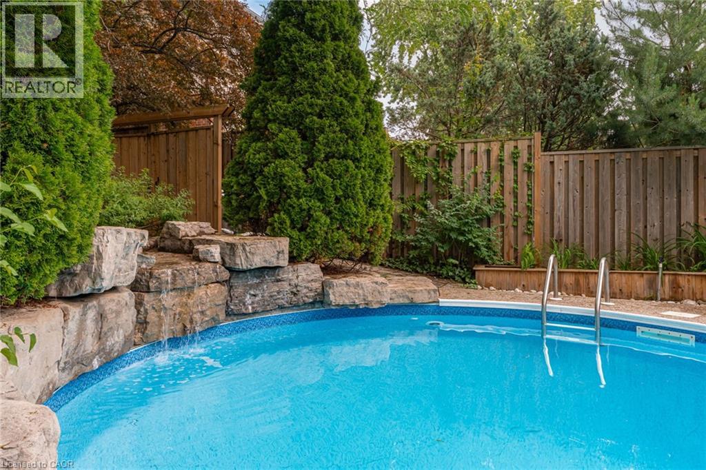 1320 Monmouth Drive, Burlington, Ontario  L7P 3J6 - Photo 46 - 40840143