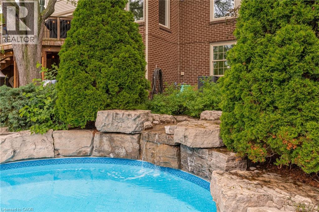 1320 Monmouth Drive, Burlington, Ontario  L7P 3J6 - Photo 47 - 40840143