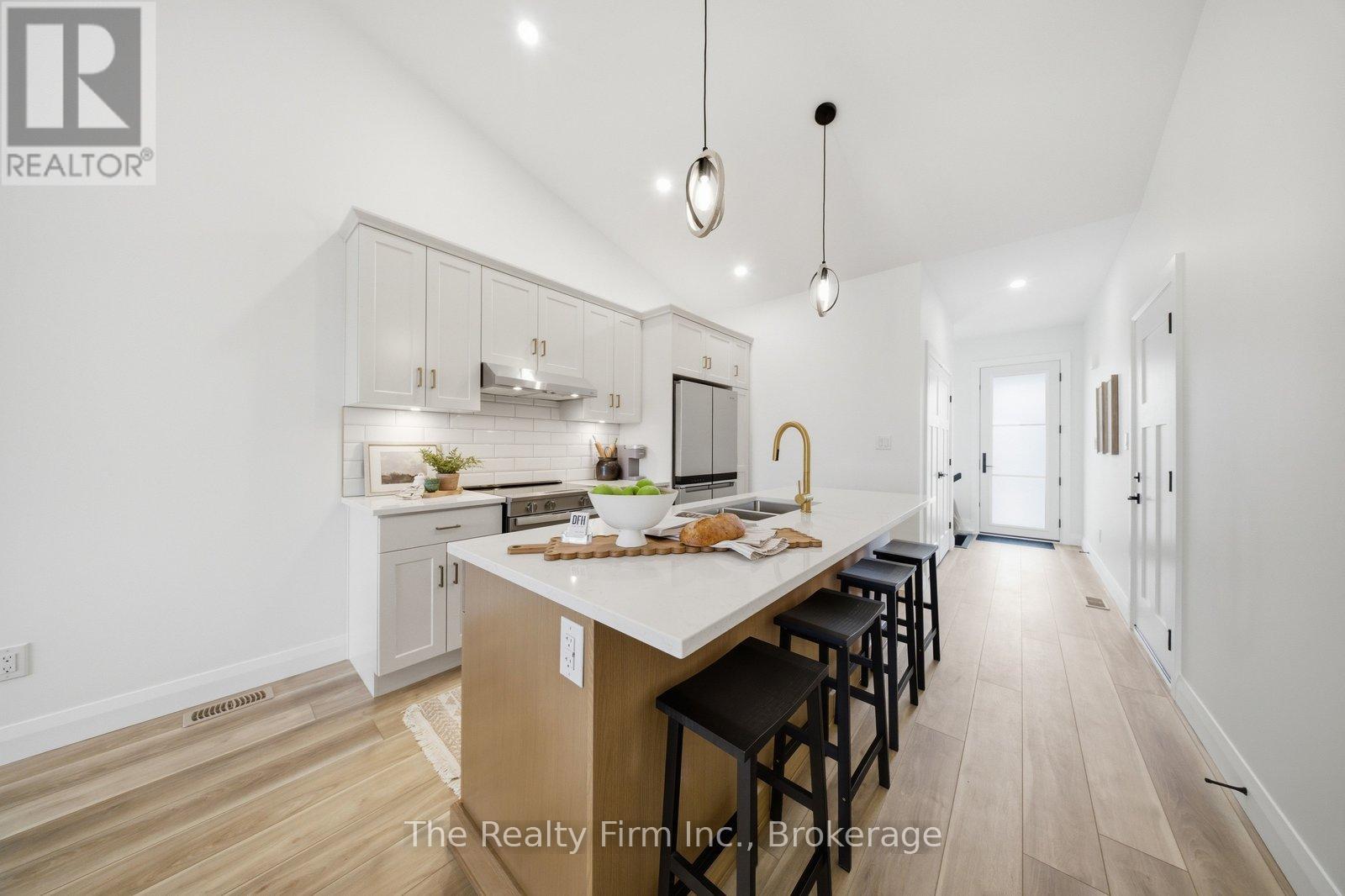 483 Gillespie Street, South-West Oxford, Ontario  N4S 7V6 - Photo 7 - X13451820