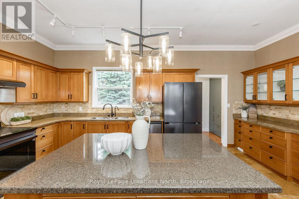 795853 Grey 19 Road, Collingwood, Ontario  L9Y 3Y9 - Photo 18 - S13452012