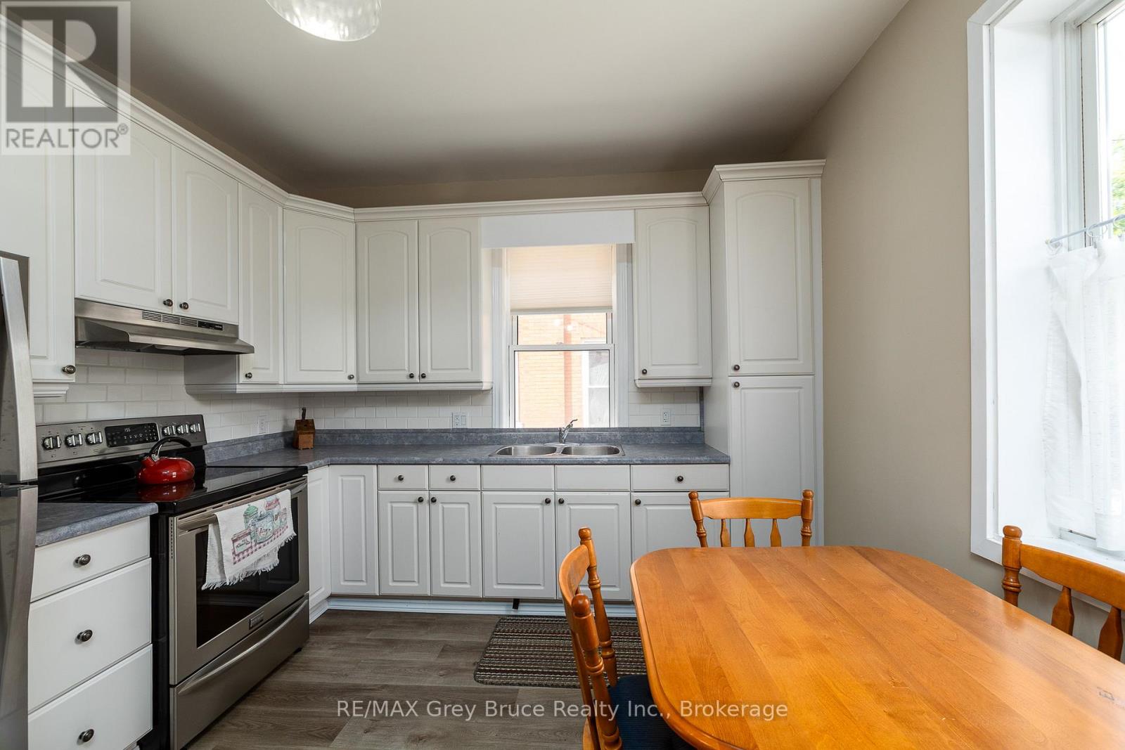 177 2nd Avenue Sw, Arran-Elderslie, Ontario  N0G 1L0 - Photo 11 - X13451770