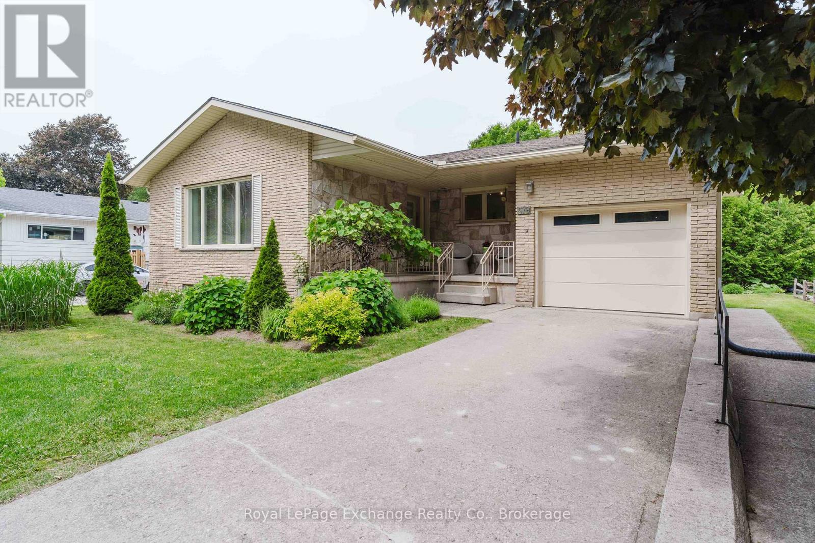 579 Peirson Avenue, Saugeen Shores, Ontario  N0H 2C4 - Photo 3 - X13451974