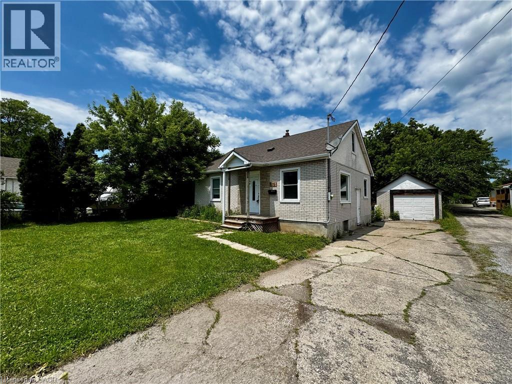 89 Lincoln Avenue, St. Catharines, Ontario  L2P 2E1 - Photo 2 - 40829387