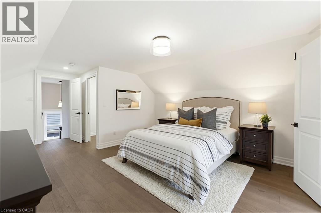 586 Woodland Avenue, Burlington, Ontario  L7R 2S5 - Photo 13 - 40840453