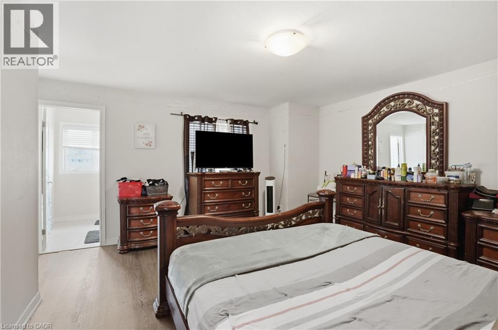 584 Julia Drive, Welland, Ontario  L3C 0G8 - Photo 15 - 40840394
