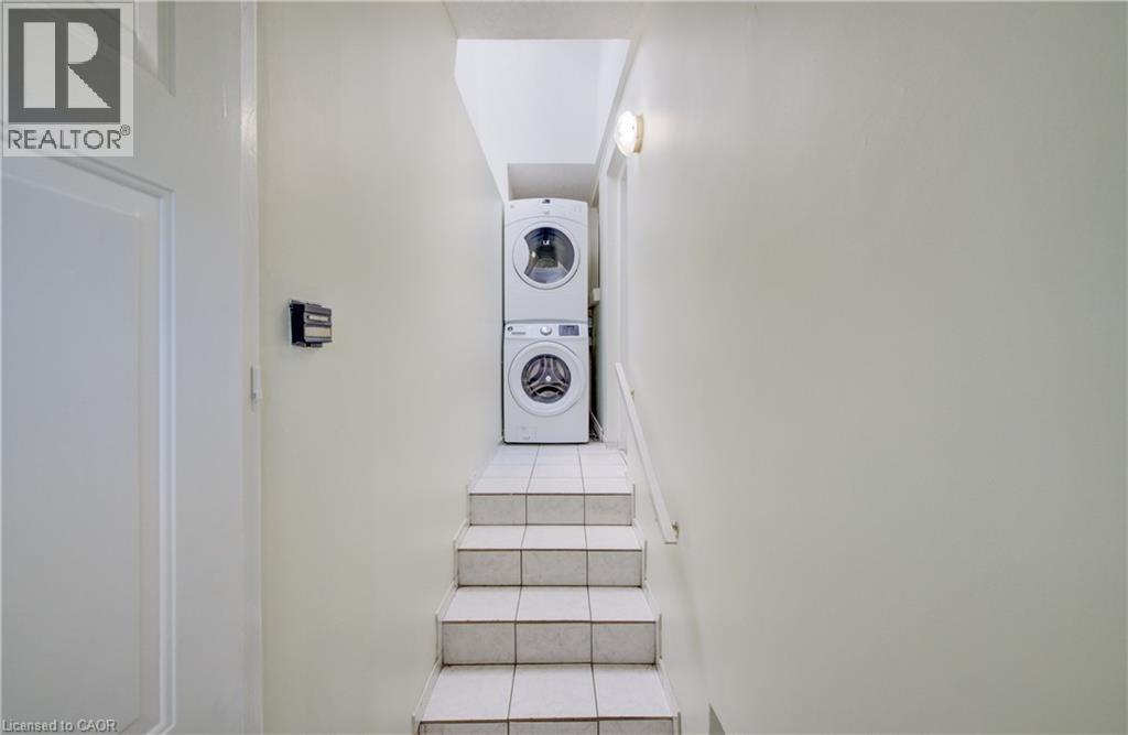 543 Glen Forrest Boulevard, Waterloo, Ontario  N2L 4J3 - Photo 18 - 40840389